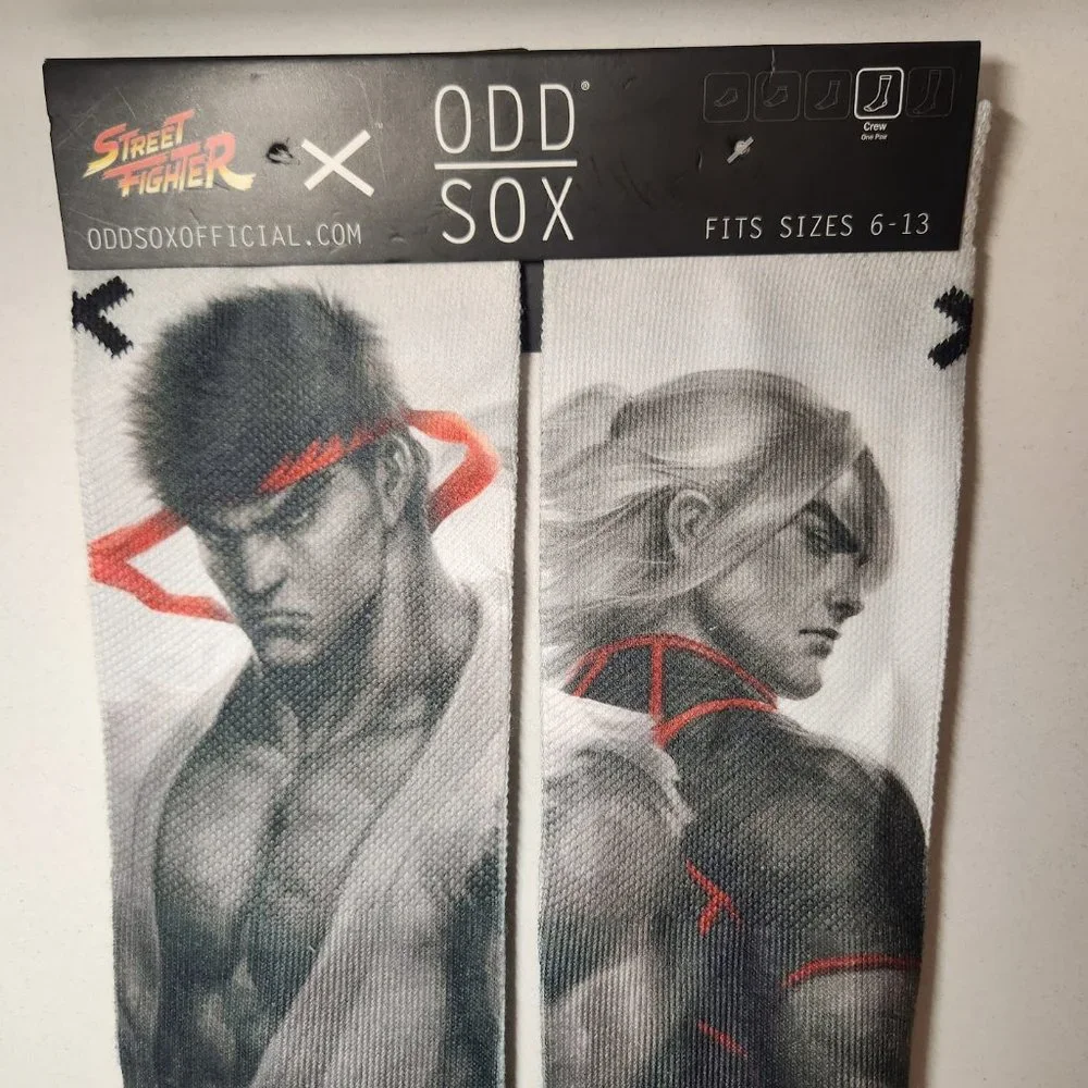 NEW Odd Sox Street Fighter Socks Size 6-13 Men's  Hadouken! Comes from a pet-fre